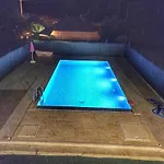 Villa Mayki *